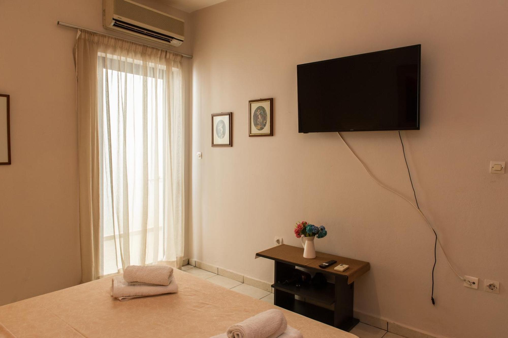 Kamari Blue Apartments Kalamáta Kültér fotó